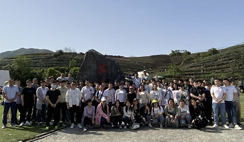 步步攀登，節(jié)節(jié)高升 ——SiFusion（盾源）五一團建徒步登山活動